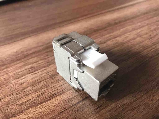 De Stempel van FTP Cat6 onderaan Hoeksteenhefboom RJ45 OEM/ODM van de 180 Graad Metaalkleur